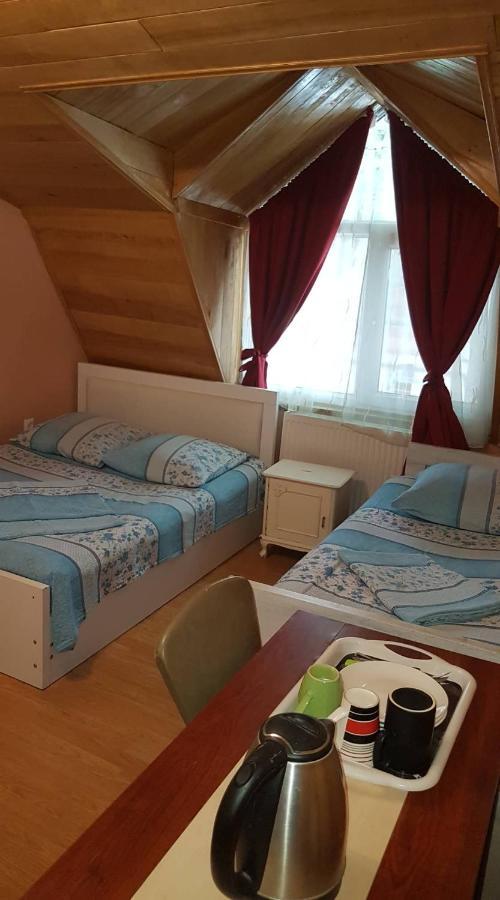 When In Tbilisi Hotell Eksteriør bilde