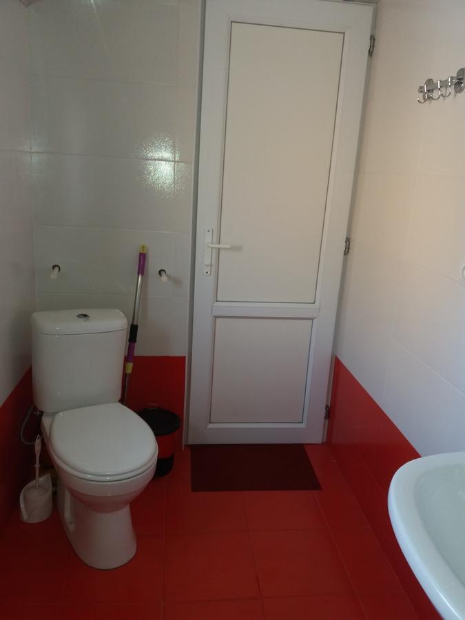 When In Tbilisi Hotell Eksteriør bilde